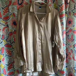 Old Navy Blouse Size M NWT